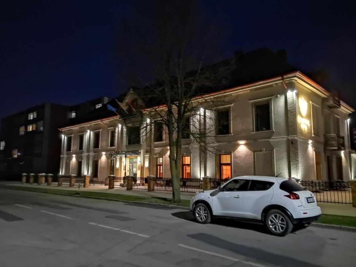 Central Hotel Radviliskis Exterior foto